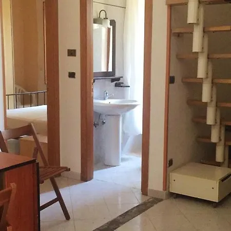 Charming House In Laura With Fenced Garden *
